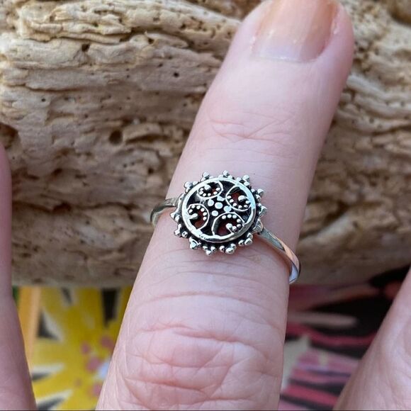 Granulated Sunburst Sterling Silver Toe Ring - Picture 2 of 4